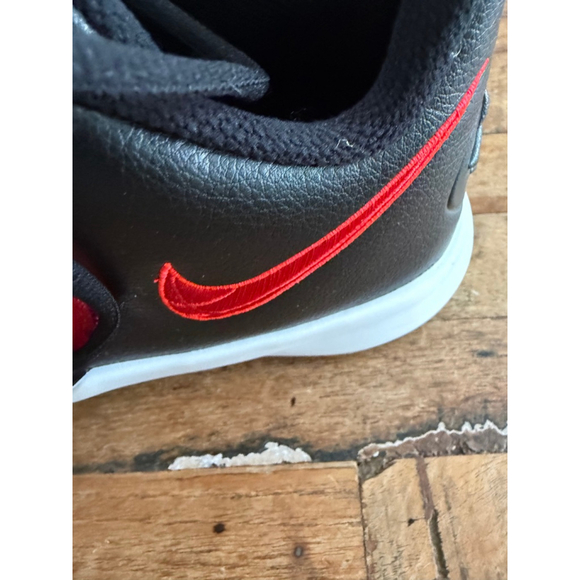 Boys Nike Kyrie Flytrap IV Red Black Sneakers 5 (Big Boy) - Picture 3 of 10